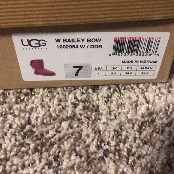 Pink bow Uggs - Picture 2 of 2